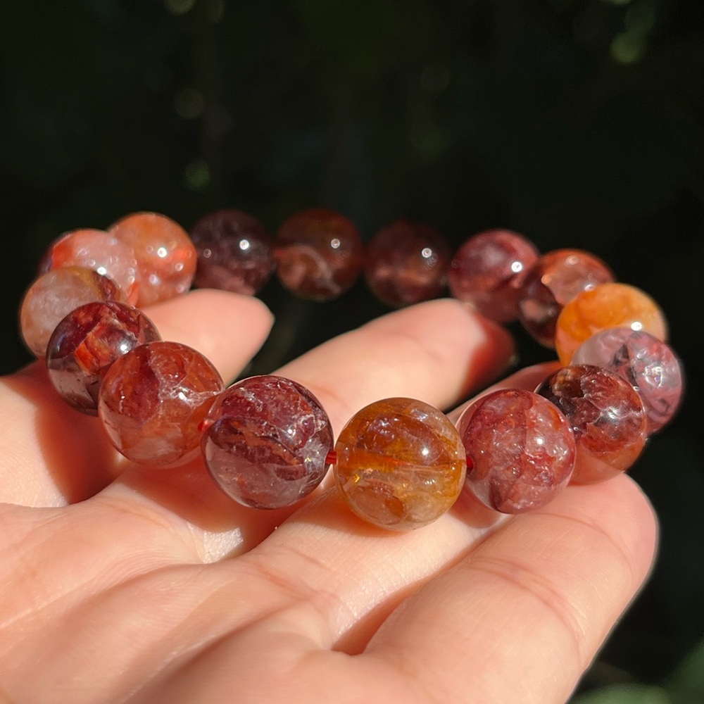 12.5mm stretchable‎ fire quartz bracelet